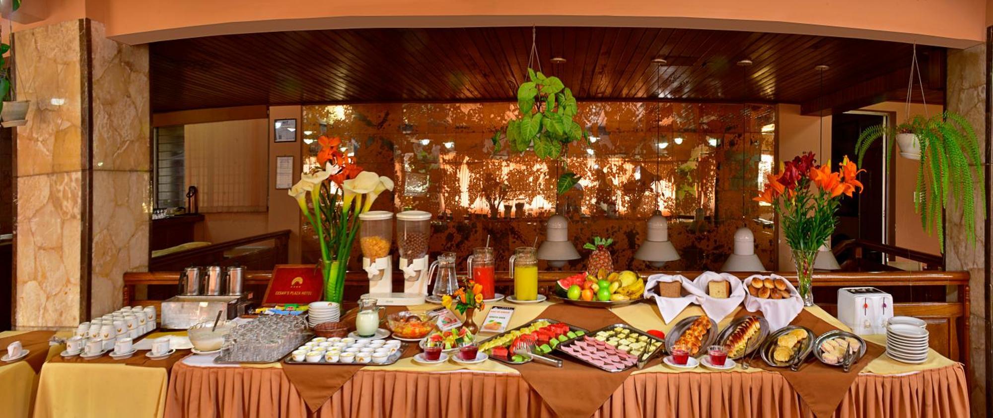 Cesar'S Plaza Hotel Cochabamba Esterno foto