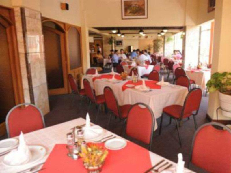 Cesar'S Plaza Hotel Cochabamba Esterno foto