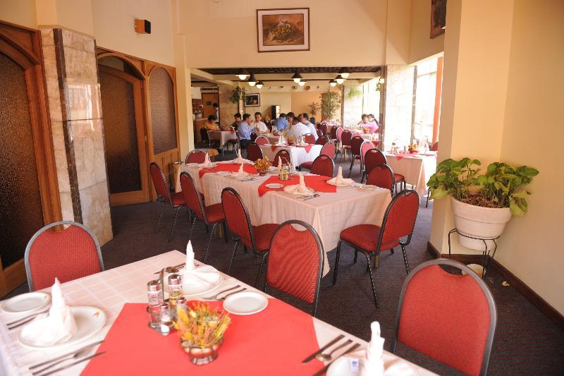 Cesar'S Plaza Hotel Cochabamba Esterno foto